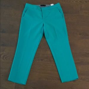 Banana Republic green crops